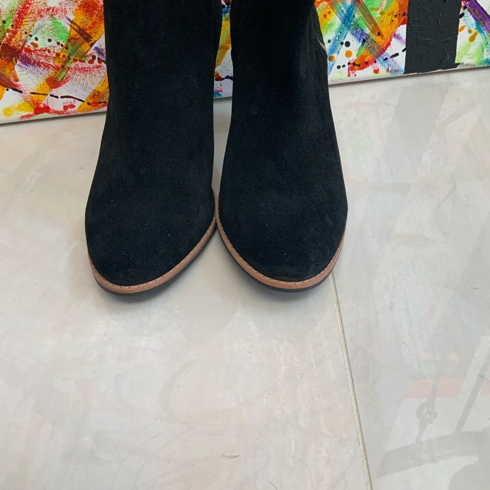 GAP Black Leather Ankle Bootie Size 10 - Picture 2 of 7